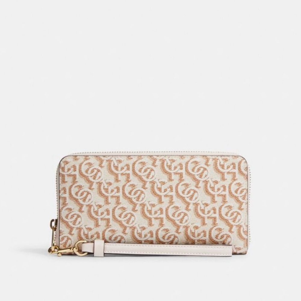 🎄NWT Coach Beige and Cream long zip around wallet monogram leather CF521